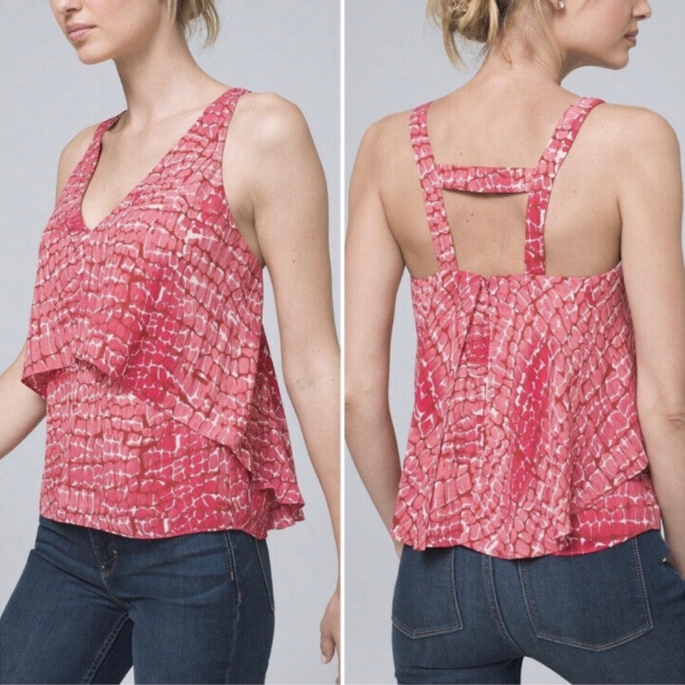 🍉☀️😎 Fantastic NWT White House Black Market Pink print tiered top. Sz S.